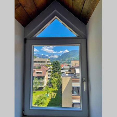 Design Apartment In The Heart Of Bozen Extérieur photo